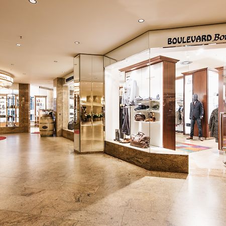 Grand Elysee Hamburg Hamburgo Exterior foto Boulevard boutique