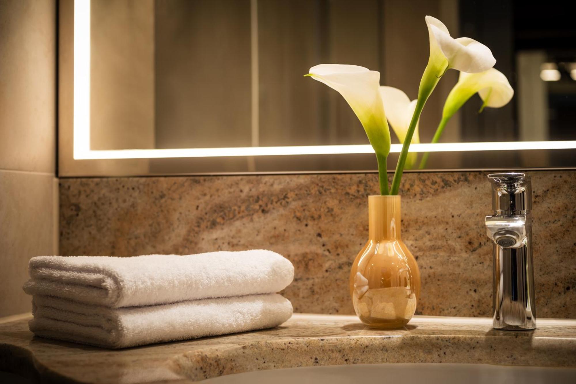 Grand Elysee Hamburg Hamburgo Quarto foto Bathroom