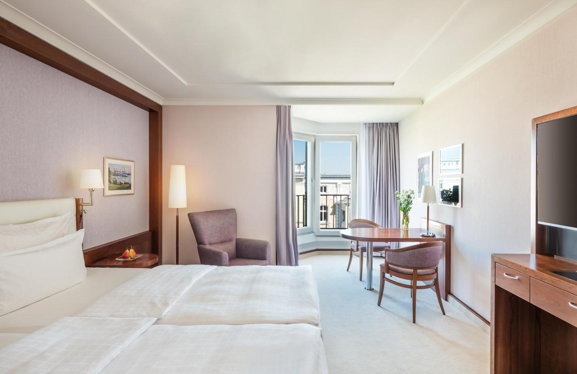 Grand Elysee Hamburg Hamburgo Exterior foto A room at the Hotel de la Ville