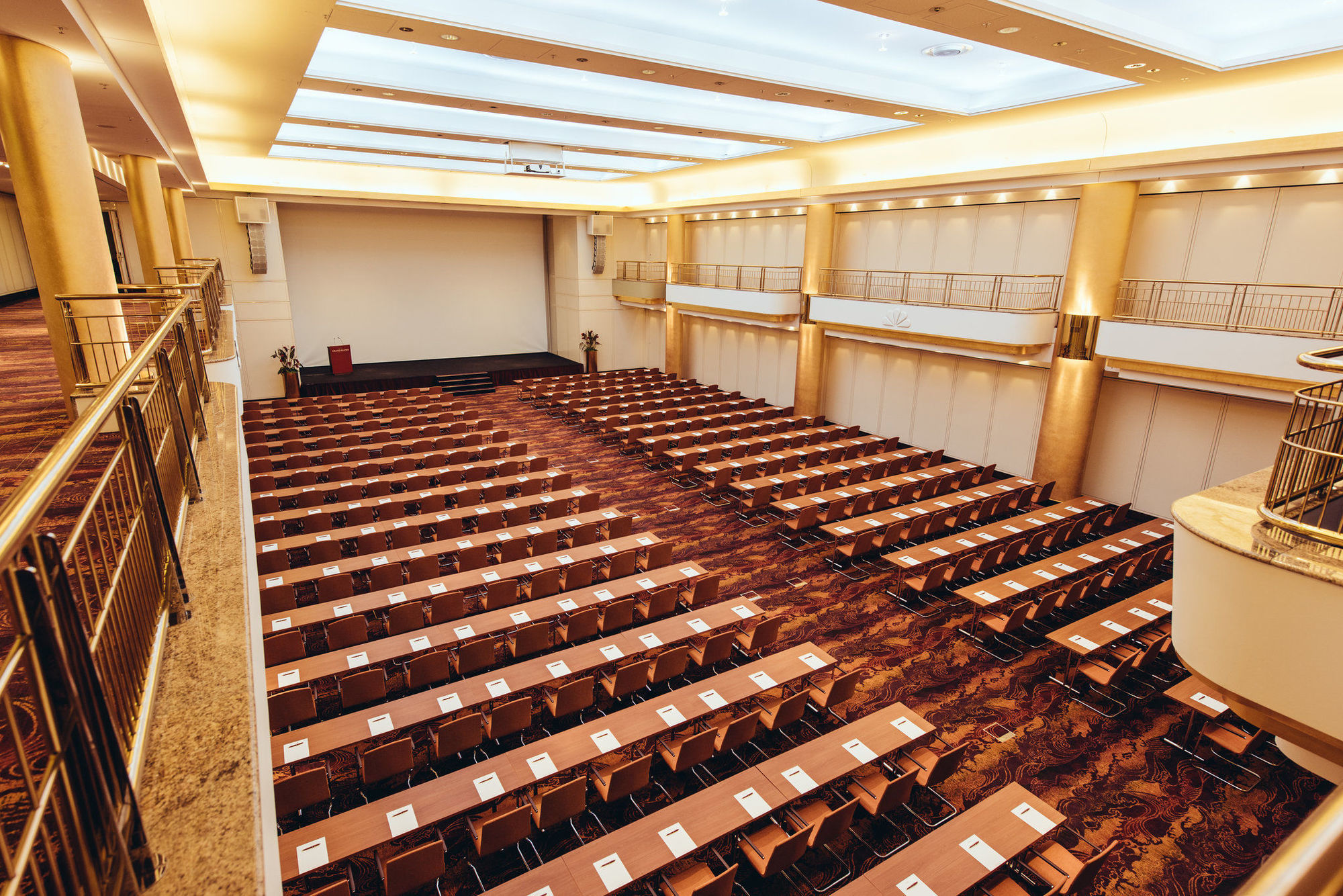 Grand Elysee Hamburg Hamburgo Exterior foto The Grand Ballroom